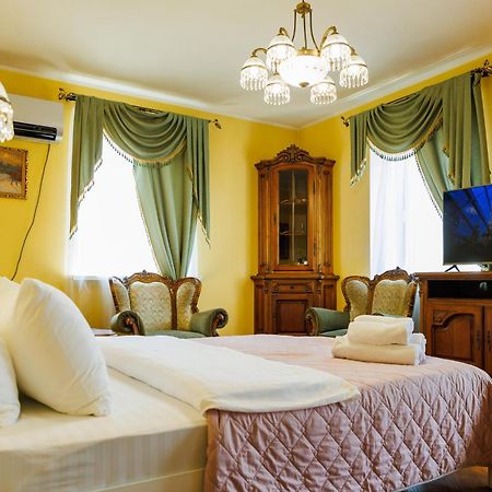 Квартира Антиквара У Центрі Полтави Мережа Alexapartments Документи Для Відряджень Безконтатне Заселення Цілодобово Полтава Экстерьер фото
